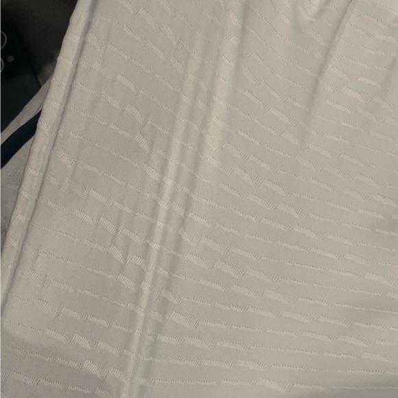 Real Madrid 23/24 home kit - Picture 1 of 10